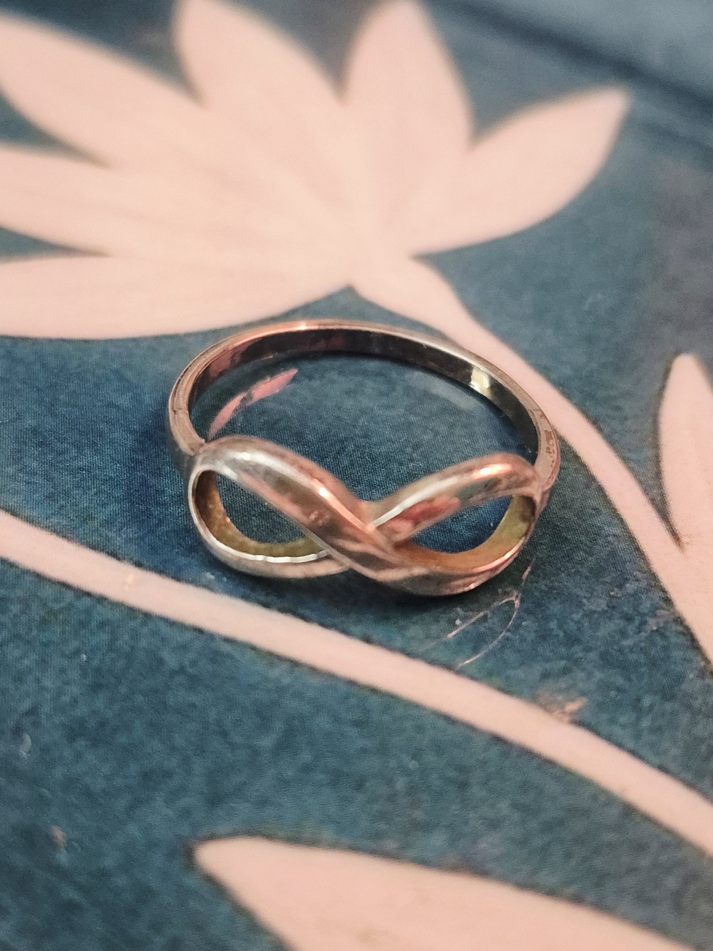 ✨️Sterling Silver Infinity Ring - Silver✨️